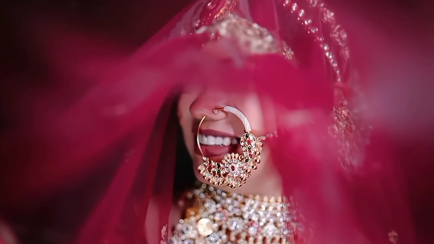 Bridal jewellery detail